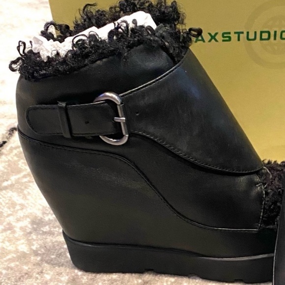 Leon Max Leather Wedge Boot - Picture 13 of 15